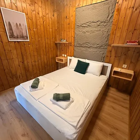 キャンプ場 Forest Waves Bungalo - къмпинг Созопол Еко ソゾポル