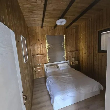 Forest Waves Bungalo - къмпинг Созопол Еко キャンプ場 ソゾポル